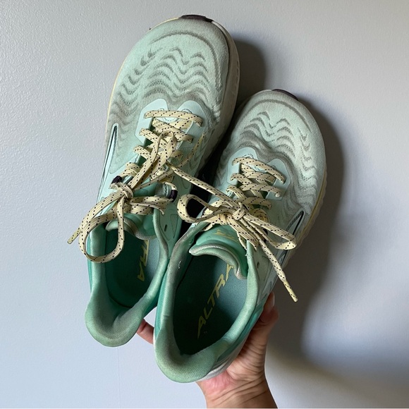 Altra Torin 7 Women's Running Shoes in Mint Green Size 8.5 - Picture 11 of 12